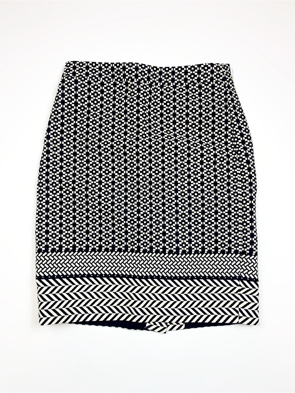 J. Crew Cream Black Patterned Skirt Size 2 Chic Quiet Luxury Preppy Designer